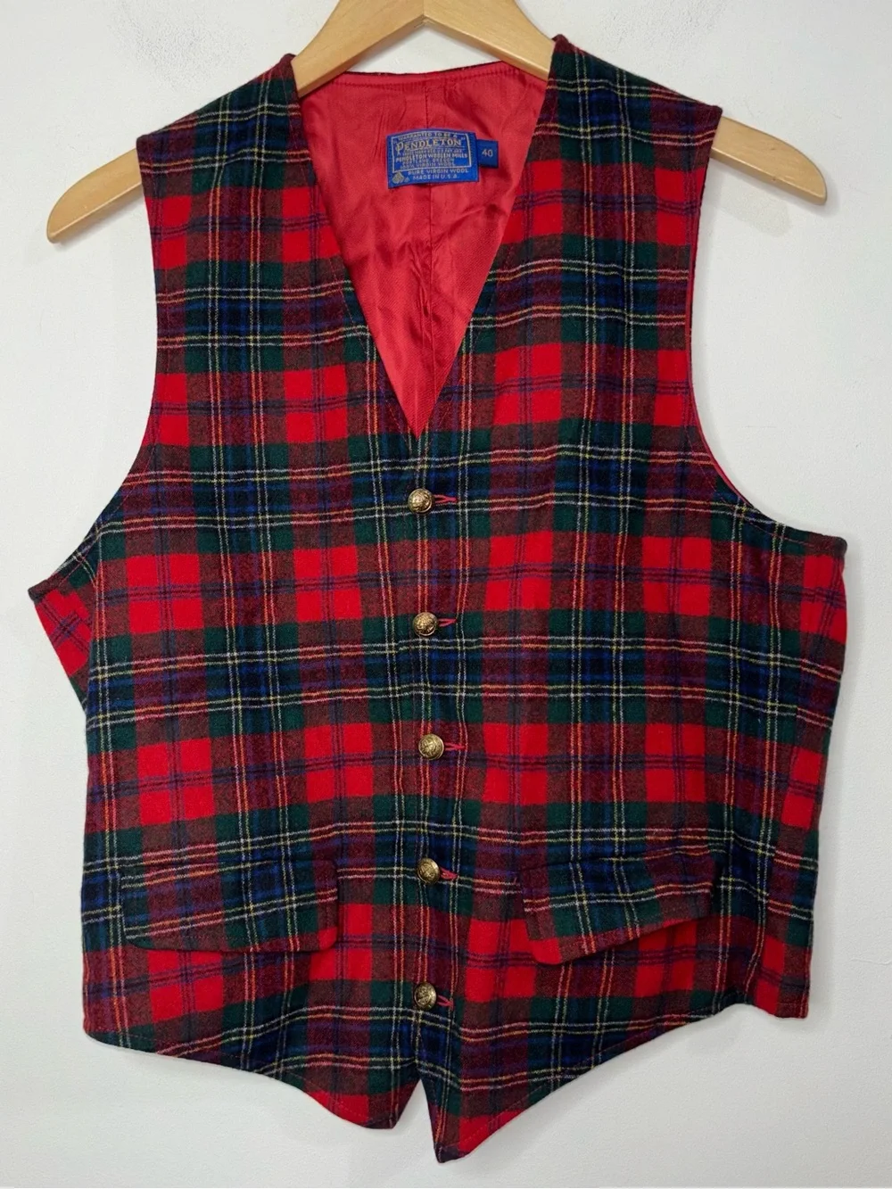 Vintage Pendleton Wool Vest Men's 40 Red Tartan Scottish Plaid Buttons Pockets
